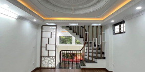 Bán nhà Vũ Lăng Tứ Hiệp, 42m x 5 tầng, 2 thoáng vĩnh viễn giá đẹp