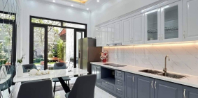 Bán Nhà Văn Điển, nhà rộng, gara , sân vườn,  nội thất gỗ lim, nhà đẹp long lanh