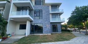 Liên Lập Góc Nở Hậu 2 Mặt Tiền View Sông Riêng Tư Nhà Thô