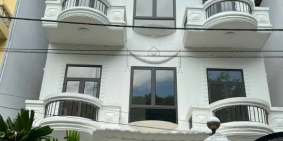 Cho thuê biệt thự lô góc Tây Nam Linh Đàm, 500m, mặt tiền 30m,quá VIP để kinh do