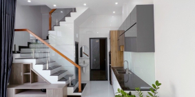 Nhà góc 2 mặt tiền hẻm liên tổ 1 - 2 Nguyễn Văn Cừ