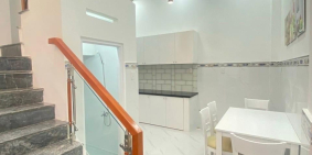 NHÀ ĐẸP LUNG LINH - TRUNG TÂM GÒ VẤP VỚI NGANG 4M 1T1L2PN TẠO NÊN NGÔI NHÀ SANG