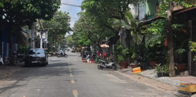 Bán gấp nhà Mặt tiền Lê Thiệt, Tân Phú, DT: 4,5x19M, chỉ 10,6 tỷ ( TL)