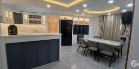 Bán căn biệt thự cao cấp yên tĩnh khu sân bay đường Bạch Đằng P2 Tân Bình