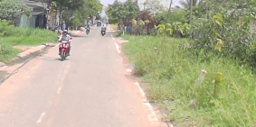 RA GẤP MIẾNG ĐẤT GẦN CHỢ PHÚ LẠC 115M2-1T1