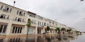 Bán hoặc Cho Thuê nhà nguyên căn nội thất cao cấp khu Tây Sông Hậu-Diamond City