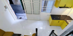 Chính chủ cần bán gấp nhà Q1 đang trống