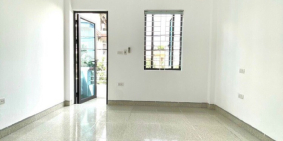 Cần bán nhà riêng Tổ 14 Yên Nghĩa 40m2 3 tầng ô tô đỗ cửa