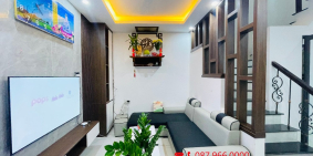 BÁN NHÀ 3 TẦNG, THIẾT KẾ ĐẸP, Ở TIỆN NGHI