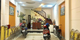 Nhà Đẹp Tại Phố Khương Trung Thanh Xuân OTO Vào Nhà