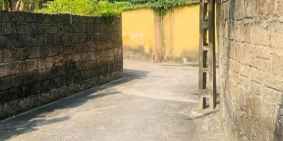 Bán nhà Tặng ĐẤT tại P Quảng Thành Gần Aone Mall