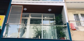 BÁN NHÀ MẶT TIỀN, 3 TẦNG, 31M2, PHAN VĂN TRỊ, Q5, GIÁ 15.5 TỶ.