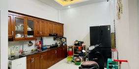 CHÍNH CHỦ BÁN NHÀ LÂM DU, NHÀ XINH 5 TẦNG, 2 THOÁNG, CỬA CUỐN, GẦN PHỐ, HỒ ĐIỀU