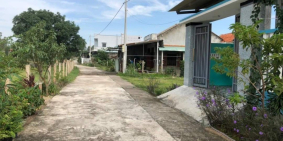 Nhà cấp 3 mới xây gần sân bóng Ngọc Tùng,Hòa Hiệp Bắc,Đông Hòa 7x20  Ôto tận nơi