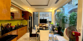 Cho thuê nhà Gỉai Phóng Thanh Xuân, đẹp lung linh, full đồ nội thất