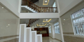 Nhà phố liền kề Q. Thủ Đức ngay chợ Bình Triệu. Giá gốc CĐT 3tỷxxx/căn sổ hồng