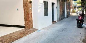 Đúng 4 nhà là ra mặt phố Đại La 45m2*3T chỉ nhỉnh 2 tỷ