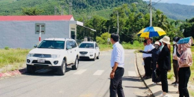 bán đất thị trấn gần chợ ,giá sụp hầm cuối năm