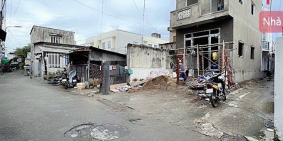 Nhà lầu mới ngang trường đại học kỹ thuật Công Nghệ