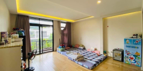 Thua bóng bán Gấp nhà mặt phố Thụy Khuê sầm uất gần Hồ Tây 90m2 chỉ 8.38 tỷ.