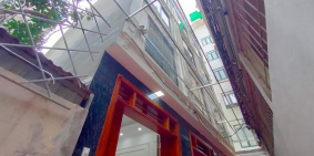 Bán nhà siêu phẩm ngõ 85 Xuân Thủy, Cầu Giấy chỉ nhỉnh 4 tỷ, DT:30m