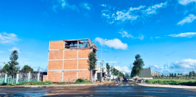 BÁN NHÀ - vị trí ngay lõi Trung Tâm Hành chính mới TP. BMT Dăk Lăk