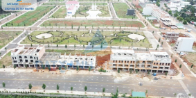 Bán nhà phố - 2 căn liền kề mặt tiền 32m ngay trung tâm TP. BMT