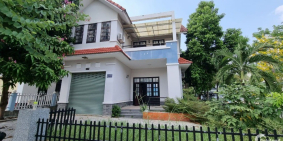 Cho thuê biệt thự căn góc hai mặt tiền Ruby Land đường TC3 Mỹ Phước, Bình Dương,