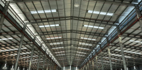 海防港出租 100% 新仓库 - 宽阔的正面，中心位置。 长期合约