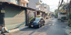 Nhà mặt tiền đường số 6 3 Tầng kinh doanh cực tốt giá rẻ