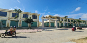 BÁN NHÀ 2 TẦNG MẶT TIỀN PHÙ HỢP KIINH DOANH CHO THÊ HOẶC Ở