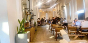 Bán nhà quận Đống Đa, mặt phố Hoàng Cầu. Dt 239m, 4T, MT 8.2m, 73 Tỷ. Vị trí đẹp