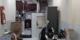 Nhà 5 tầng, mặt tiền tiện kinh doanh, gần Coopmart Hòa Bình, 4.3 tỷ