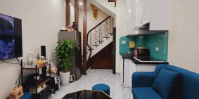 Bán nhà Cầu Giấy 32M ngõ nông gần ô tô, nhà còn mới, 3.7 tỷ