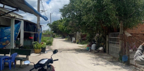 Chính chủ kẹt tiền bán gấp dãy trọ mặt tiền 10 phòng gần Chợ chiều