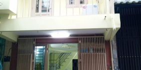 Bán nhà 2 tầng đường trịnh đình trọng- hẻm xe hơi thông, 32m2 chỉ nhỉnh 4 tỷ