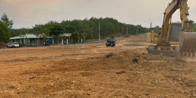 Đất thổ cư mặt tiền đường nhựa 300m2