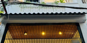 Về quê sinh sống bán lổ 200tr căn nhà Hóc Môn sổ hồng riêng