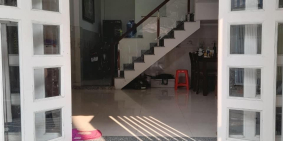 Chính chủ bán nhà đường lô tư, 4 tầng, hẻm xe tải, 33m2 chỉ 4.5 tỷ, ngay chợ gò