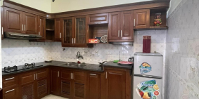 Bán nhà phố Nguyễn Chính ,40 m x 5, Phân lô, ô tô, Giá 4tỷ600