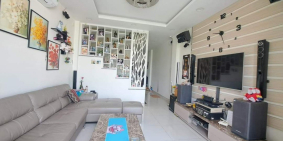 SÁT TÂN PHÚ-NGAY NGÃ TƯ 4 XÃ, HẺM XE TẢI, 5 TẦNG, MỚI ĐẸP.