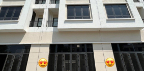 Bán liền kề 3.5 tầng Ecopark trục chính Lê Duẩn cạnh chung cư, TP HD, 120m2, mt