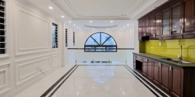 Bán nhà 57m2 phố Nghi Tàm, Tây Hồ Gara Ô tô Thang máy Kinh doanh đắc địa 12.5 Tỷ