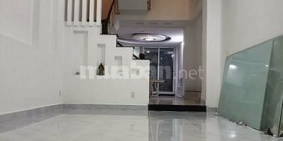 Cho thuê nhà mt 860 huỳnh tấn phát .DT 4x20m 3lầu 4pn 5wc