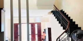 Nhà mới mặt hồ tân mỹ giáp đg Nguyễn Văn Linh.dt:5,5x17m.2lầu.3pn rộng