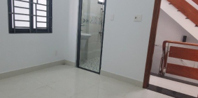 Chính chủ cho thuê nhà mới 5 tầng quận 1 nhà trống vào ở ngay