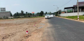 Đất Chính Chủ ngay MT QL50 vào 500m,dân cư đông đúc sát bên chợ.SHR