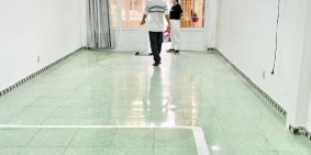 Cho thuê nhà rộng mt đg số 23 tân quy . DT:4x18m.1 lầu.2pn