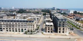 SHOPHOUSE MẶT BIỂN ĐƯỜNG 22,5M XÂY 4,5 TẦNG TẠI KĐT REGAL LEGEND QUẢNG BÌNH