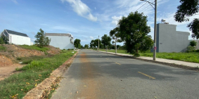 Đất 4x21m- Đường Nhựa 14m - KDC đông- 1 ty 250 triệu